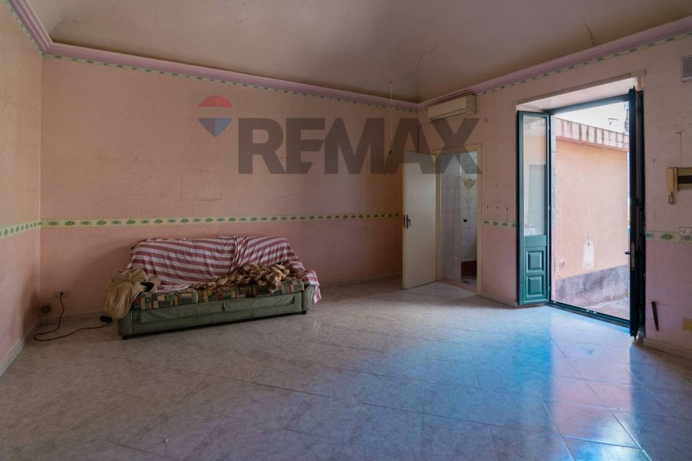 casa indipendente in vendita ad Acireale in zona Centro Storico