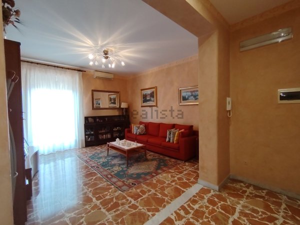 appartamento in vendita ad Acireale
