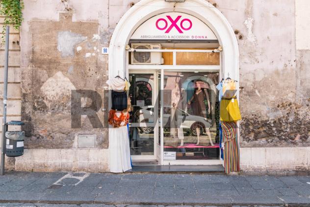 negozio in vendita ad Acireale in zona Centro Storico