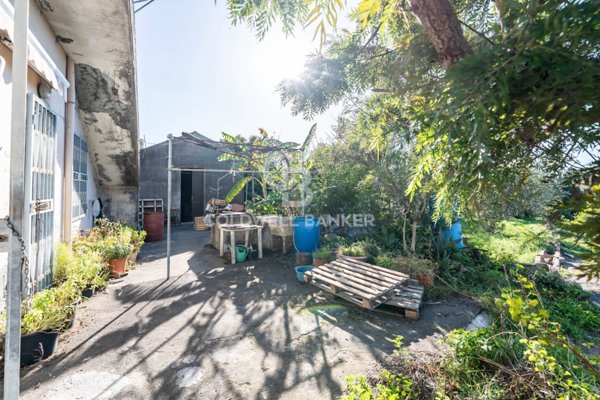 casa indipendente in vendita ad Acireale in zona Piano d'Api