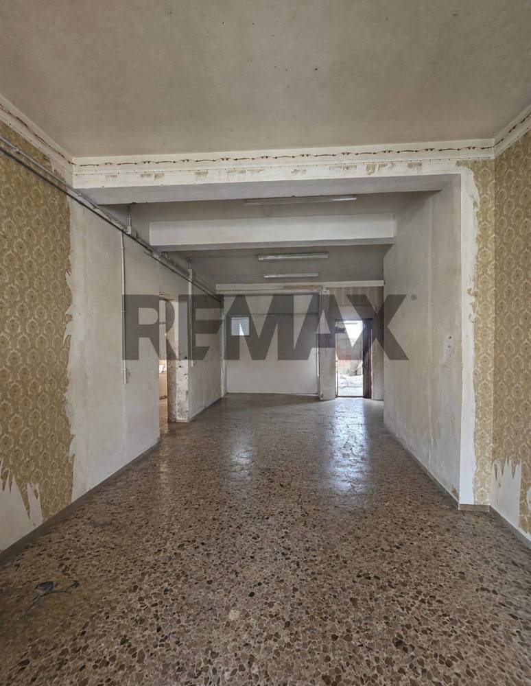 locale commerciale in vendita ad Acireale in zona San Cosmo