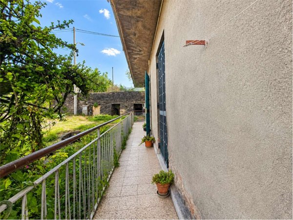 casa indipendente in vendita ad Acireale in zona Capo Mulini