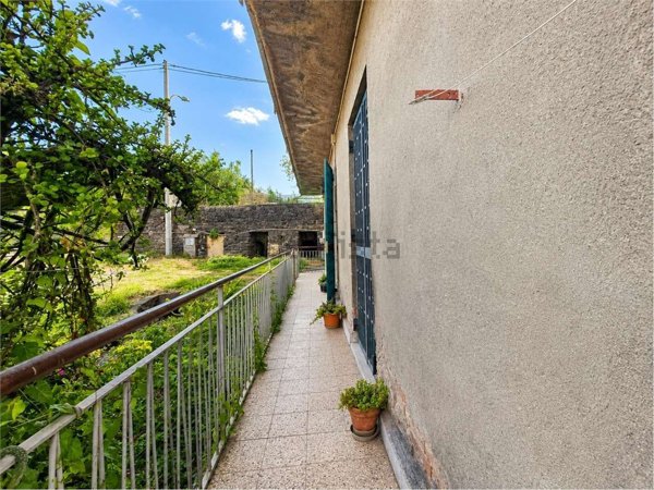 casa semindipendente in vendita ad Acireale in zona Capo Mulini