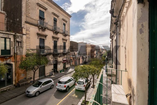 casa indipendente in vendita ad Acireale in zona Centro Storico