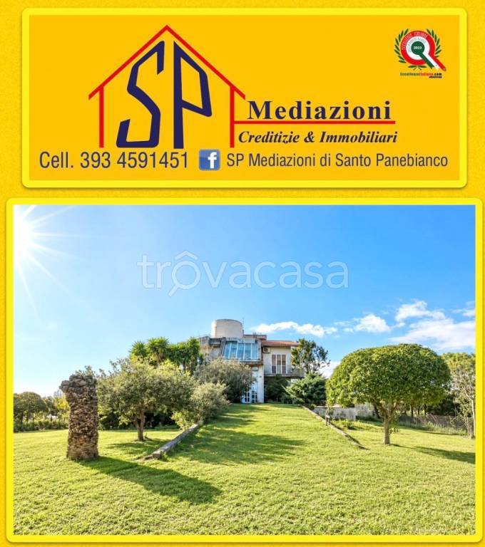 casa indipendente in vendita ad Acireale in zona Pennisi