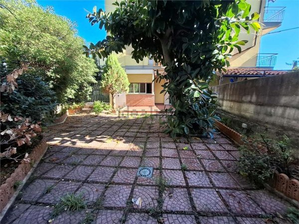 appartamento in vendita ad Acireale in zona Capo Mulini