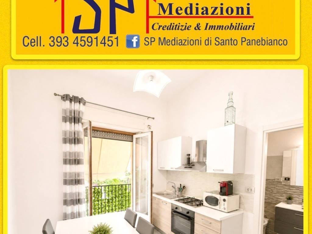 appartamento in vendita ad Acireale in zona Centro Storico
