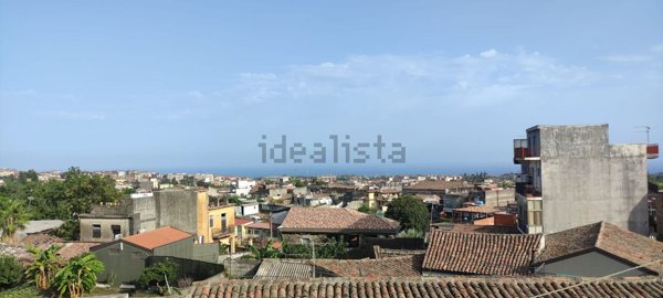 appartamento in vendita ad Acireale
