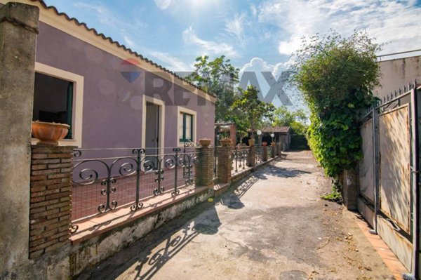 casa indipendente in vendita ad Acireale in zona Piano d'Api