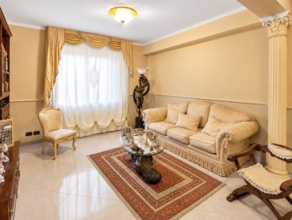 appartamento in vendita ad Acireale