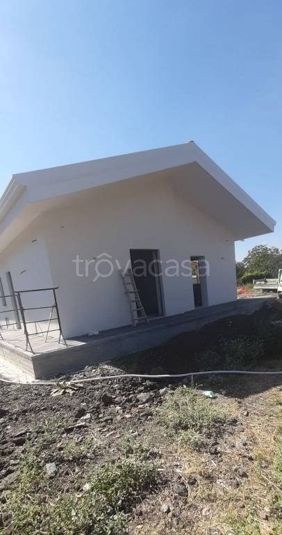 casa indipendente in vendita ad Acireale in zona Pennisi