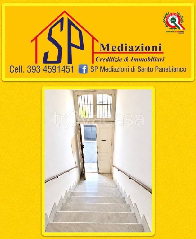 appartamento in vendita ad Acireale in zona Centro Storico