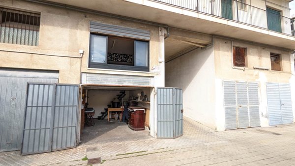 box auto in vendita ad Acireale