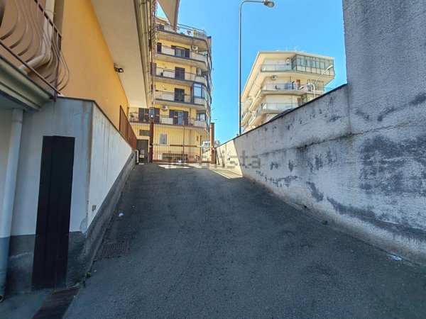 box auto in vendita ad Acireale in zona San Giovanni