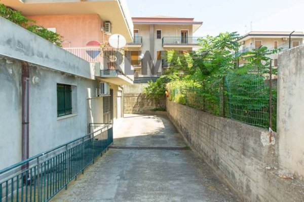 locale di sgombero in vendita ad Acireale in zona Centro Storico