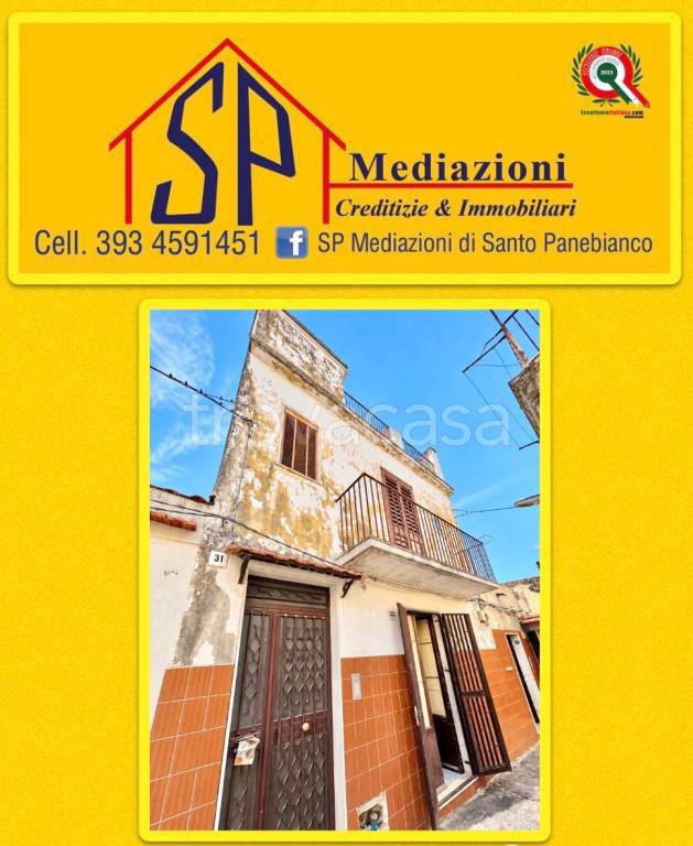 casa indipendente in vendita ad Acireale in zona Centro Storico