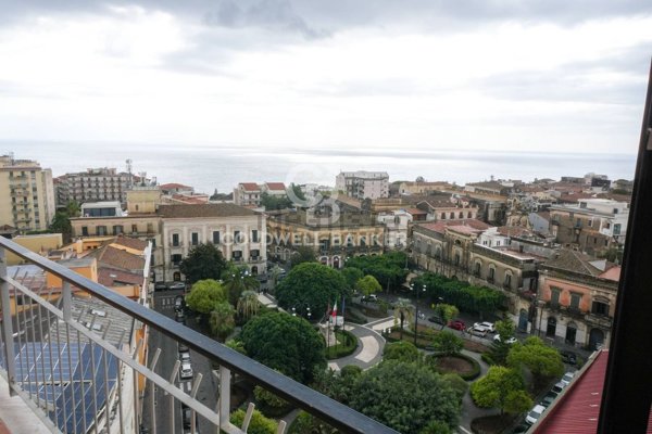 appartamento in vendita ad Acireale