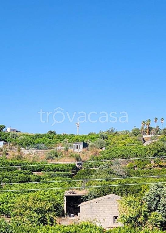 terreno in vendita ad Acireale in zona San Giovanni Bosco