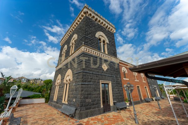 casa indipendente in vendita ad Acireale in zona San Giovanni Bosco