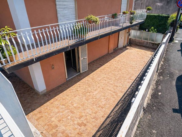 appartamento in vendita ad Acireale in zona Guardia