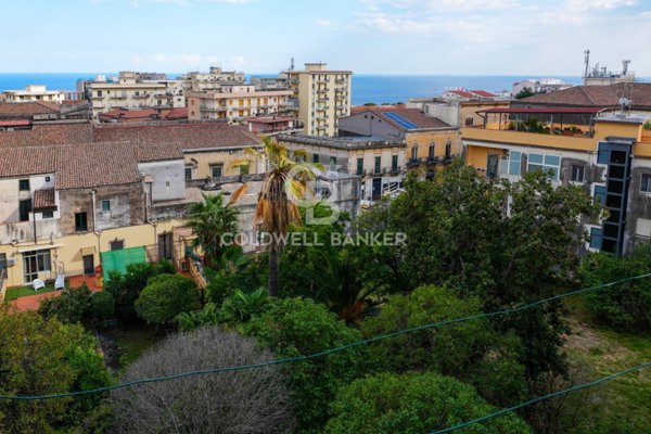 appartamento in vendita ad Acireale