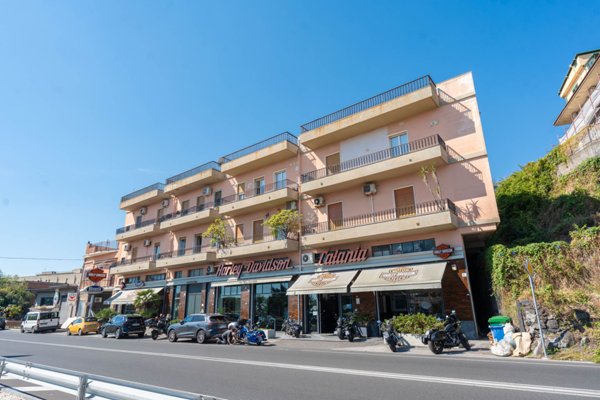 appartamento in vendita ad Acireale