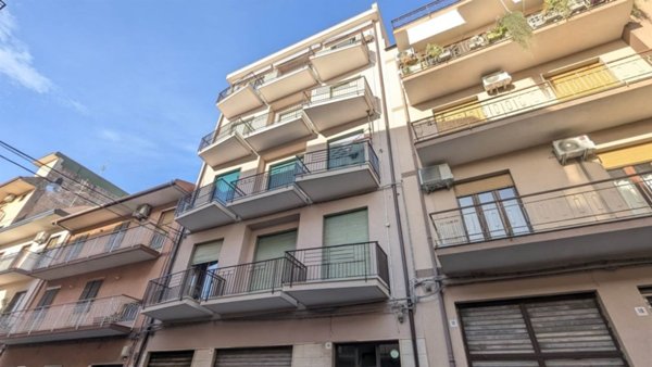 appartamento in vendita ad Acireale in zona Centro Storico