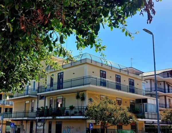 appartamento in vendita ad Acireale in zona Centro Storico