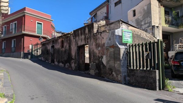 casa indipendente in vendita ad Acireale in zona San Giovanni