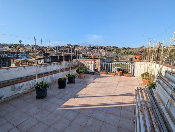 casa indipendente in vendita ad Acireale in zona San Giovanni