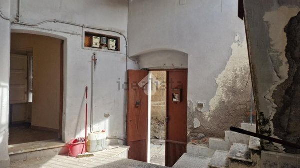 casa indipendente in vendita ad Acireale in zona Aci Platani