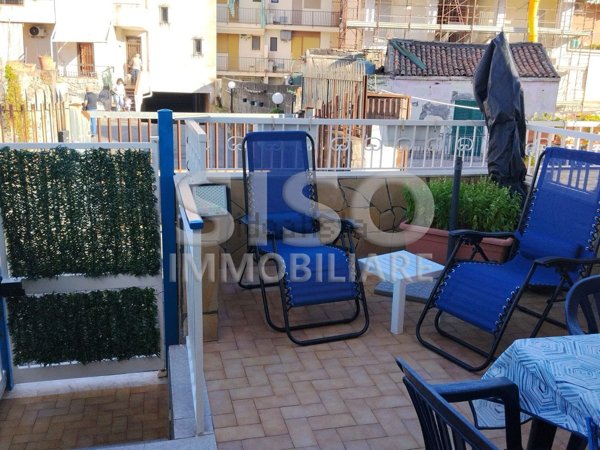 appartamento in vendita ad Acireale in zona Stazzo