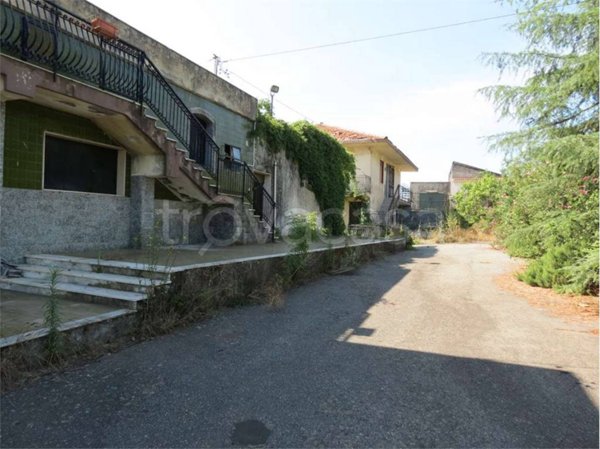 casa indipendente in vendita ad Aci Sant'Antonio