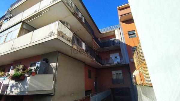 appartamento in vendita ad Aci Sant'Antonio