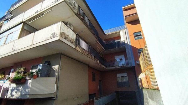 appartamento in vendita ad Aci Sant'Antonio