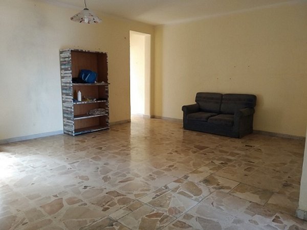 appartamento in vendita ad Aci Sant'Antonio