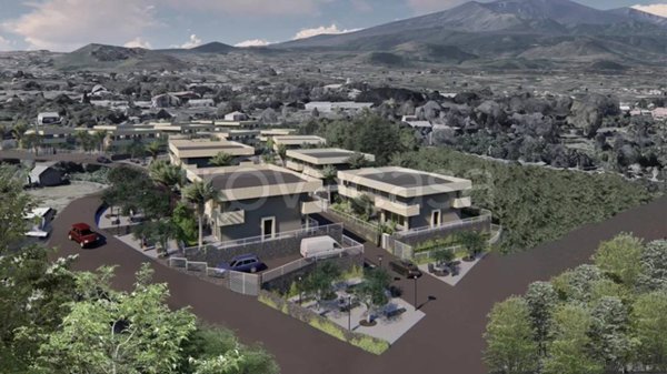 casa indipendente in vendita ad Aci Sant'Antonio