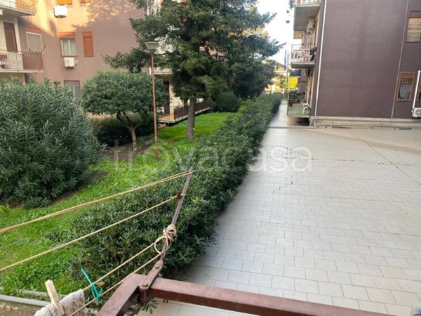 appartamento in vendita ad Aci Sant'Antonio
