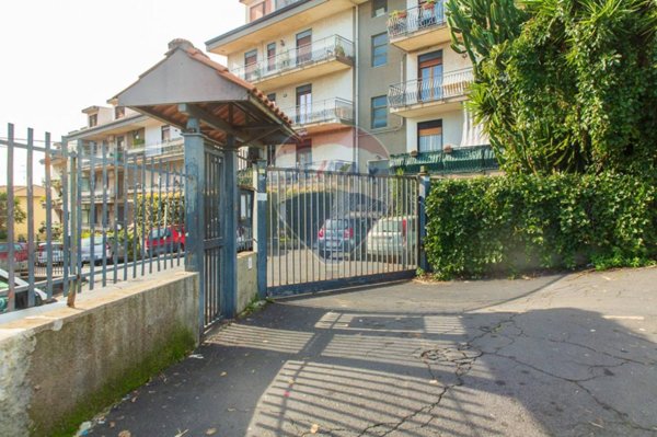 appartamento in vendita ad Aci Sant'Antonio