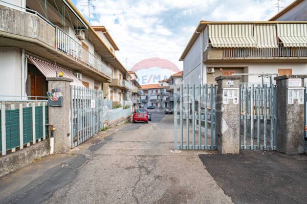 appartamento in vendita ad Aci Sant'Antonio