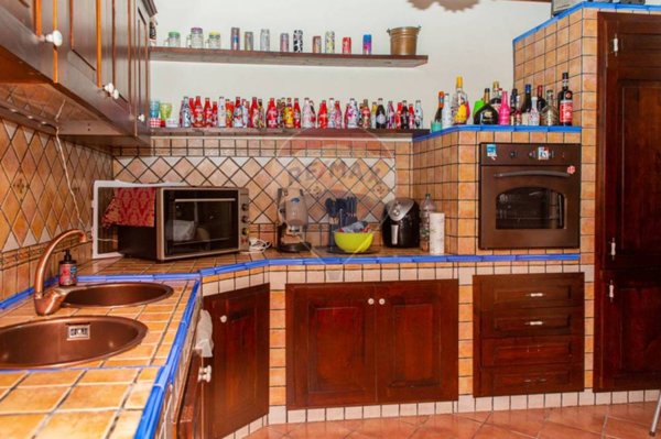 casa indipendente in vendita ad Aci Sant'Antonio