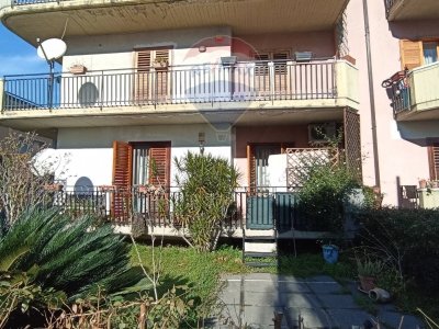 appartamento in vendita ad Aci Sant'Antonio