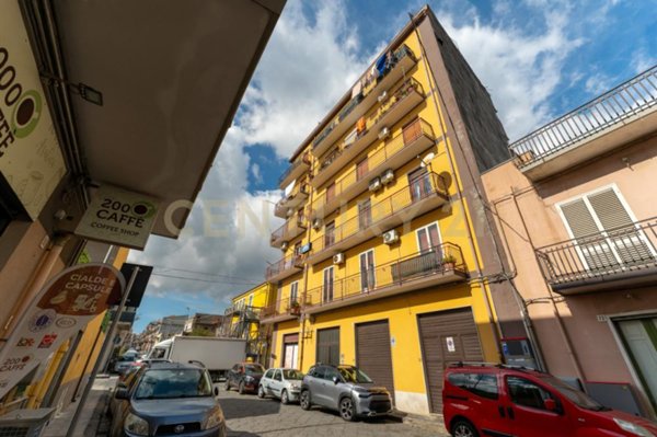 appartamento in vendita ad Aci Sant'Antonio