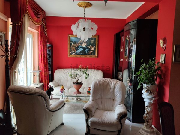 appartamento in vendita ad Aci Sant'Antonio in zona Lavina