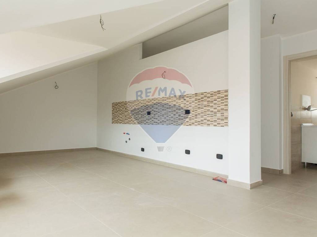appartamento in vendita ad Aci Sant'Antonio