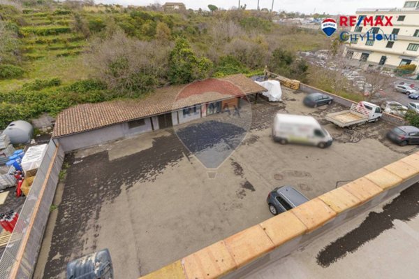 intera palazzina in vendita ad Aci Sant'Antonio
