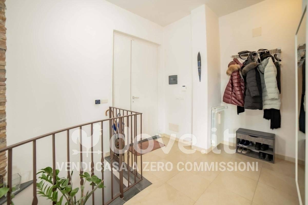casa indipendente in vendita ad Aci Sant'Antonio