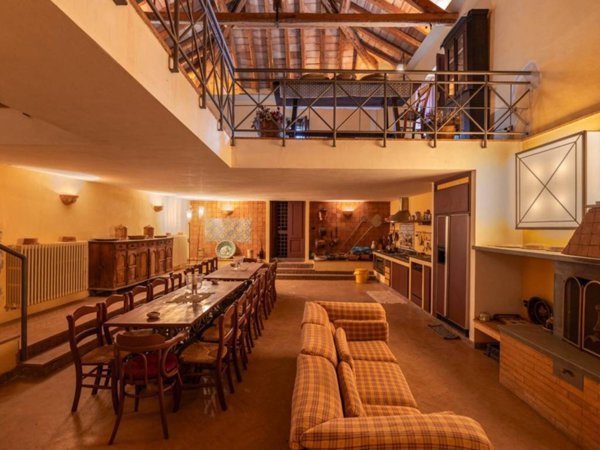 casa indipendente in vendita ad Aci Sant'Antonio in zona Lavina