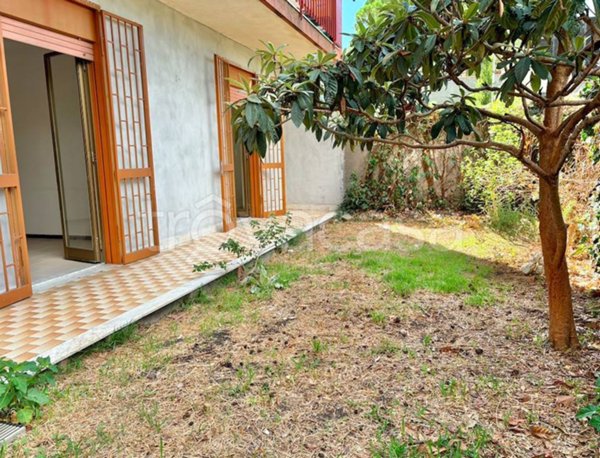 appartamento in vendita ad Aci Sant'Antonio