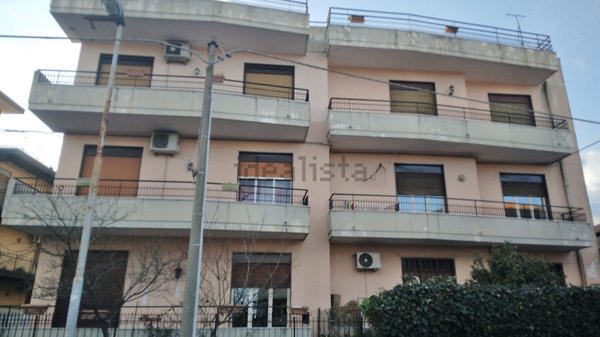 appartamento in vendita ad Aci Sant'Antonio